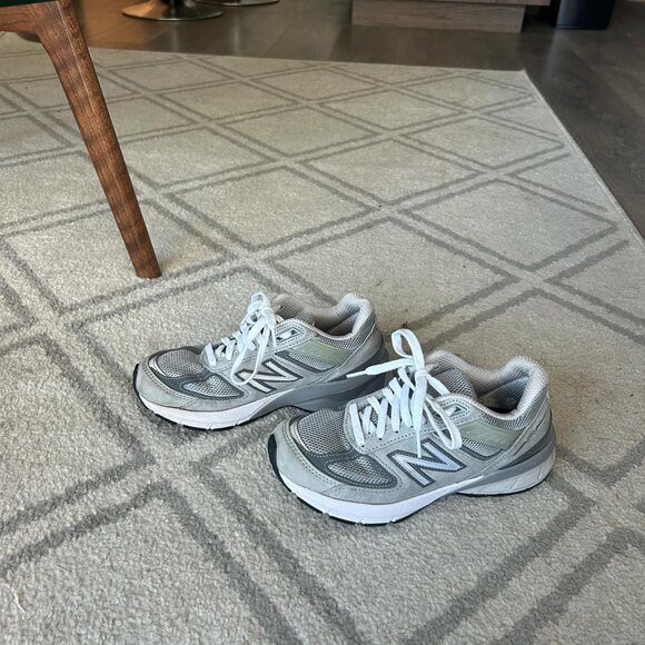 Women's New Blance 990 Sneaker in Grey - Picture 3 of 9